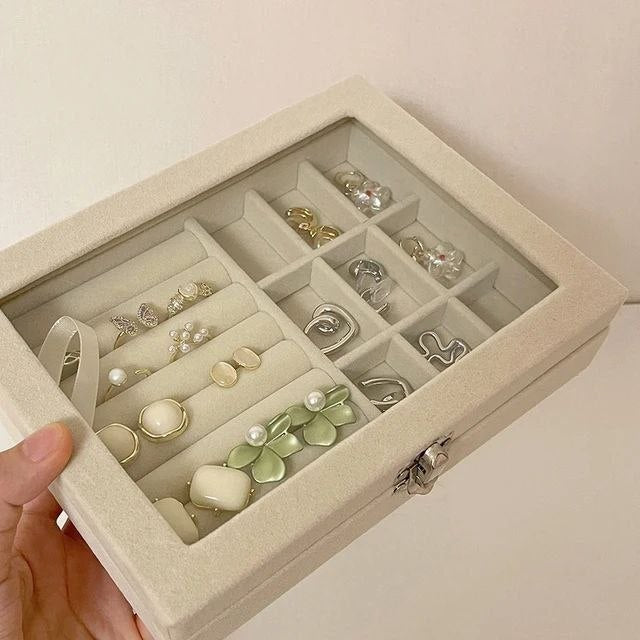 منظم اكسسوارات قطيفة